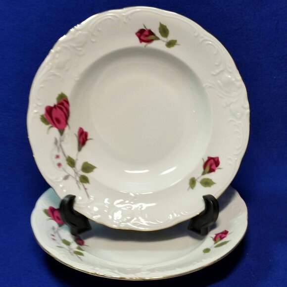 Royal Kent Red Roses Soup Bowls Set of 2 Poland Wedding Dinnerware Pre-Owned - Picture 1 of 10